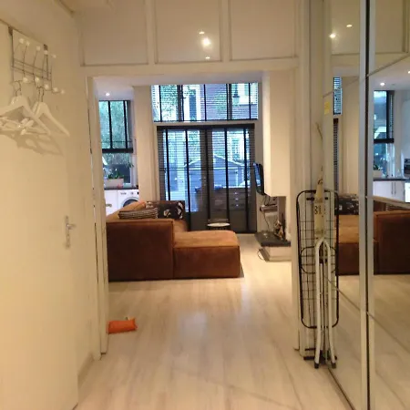 Central Garden Apartman *
